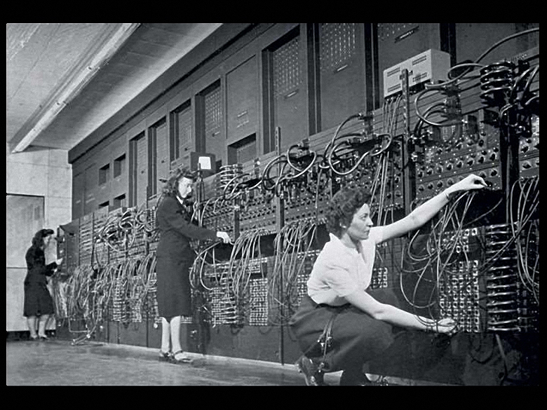 Las seis programadoras del primer ordenador ENIAC-1946